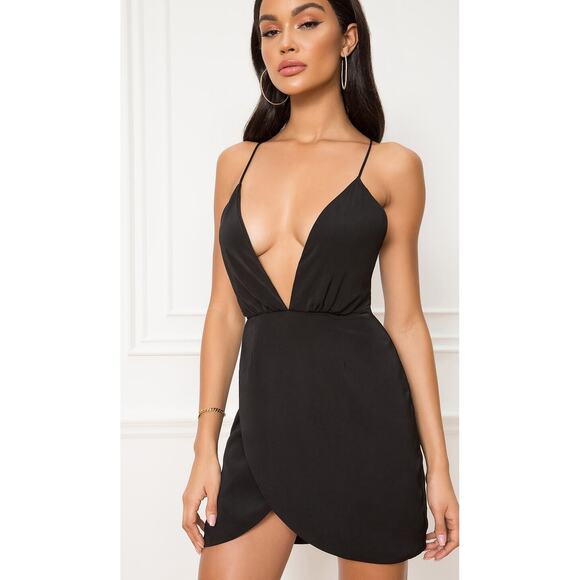 REVOLVE superdown Vivian Deep V Mini Dress - Picture 1 of 16